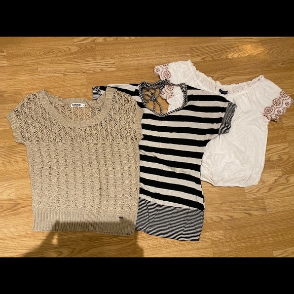 American Eagle Outfitters Tops - 3 small tshirt tops